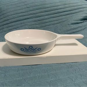 Corningware 6.5” handled saucepan